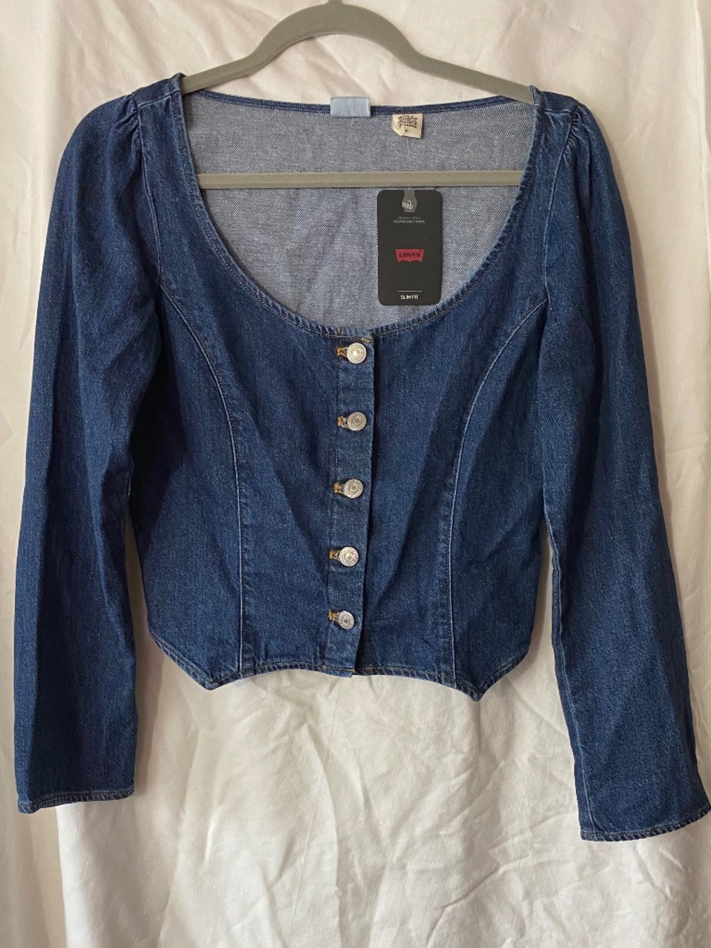 NWT Levi's Womens Denim Scoop Neck Button Down Long Sleeve Cropped Top Sz Med